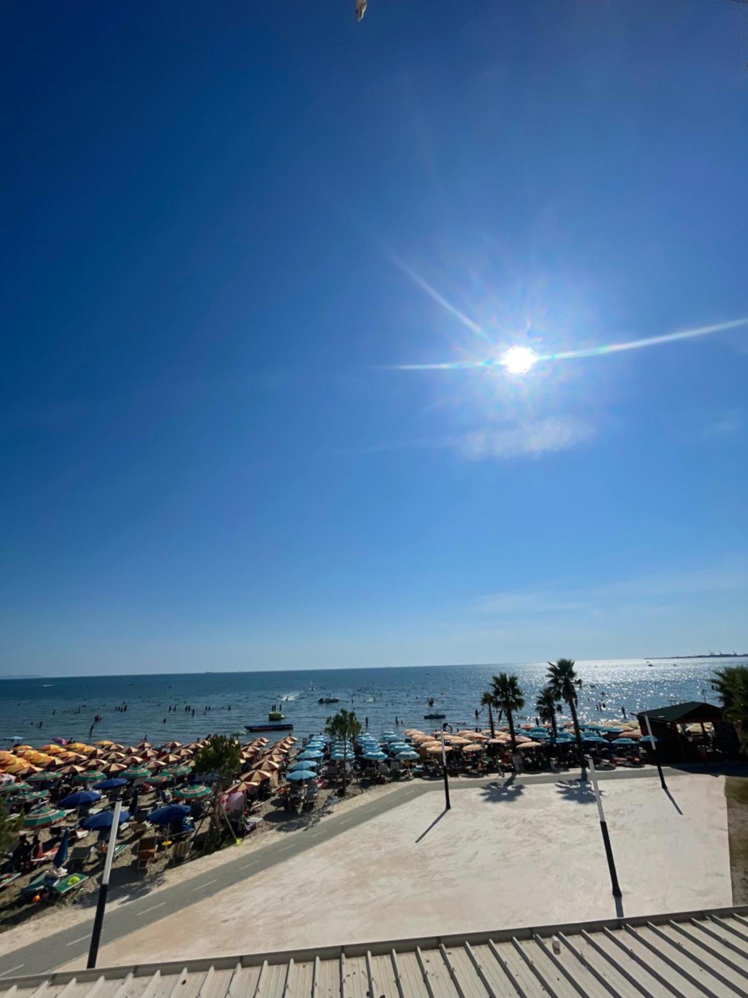 Beautiful Sea View Apartment Durres Exterior photo